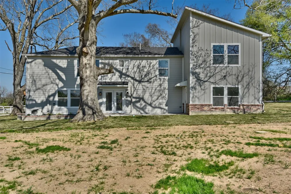 6300 Highway 105 Brenham, TX 77833