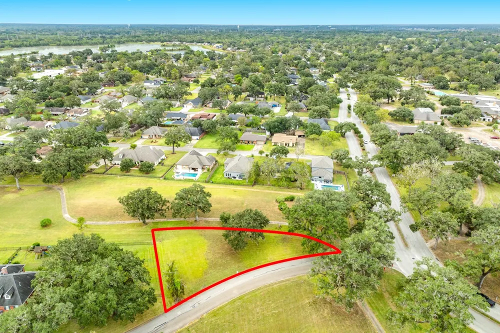 2268 Sunset Oaks Drive West Columbia, TX 77486
