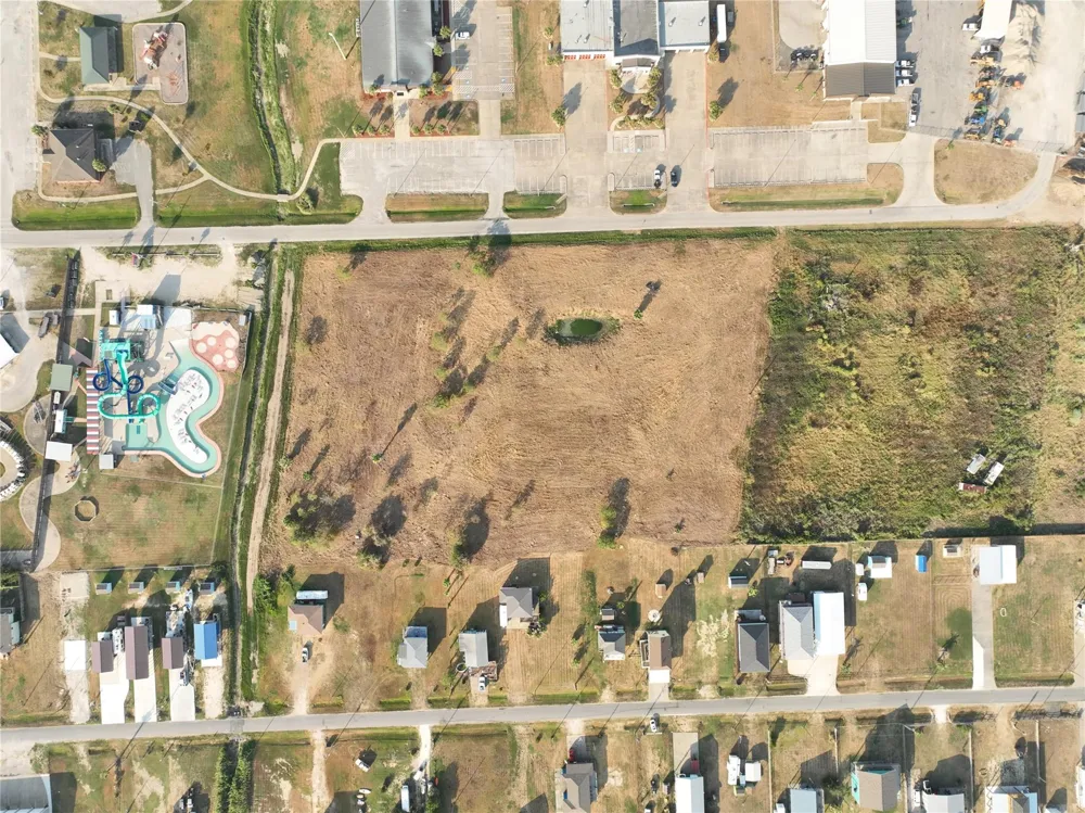 985 Noble Carl Drive Crystal Beach, TX 77650