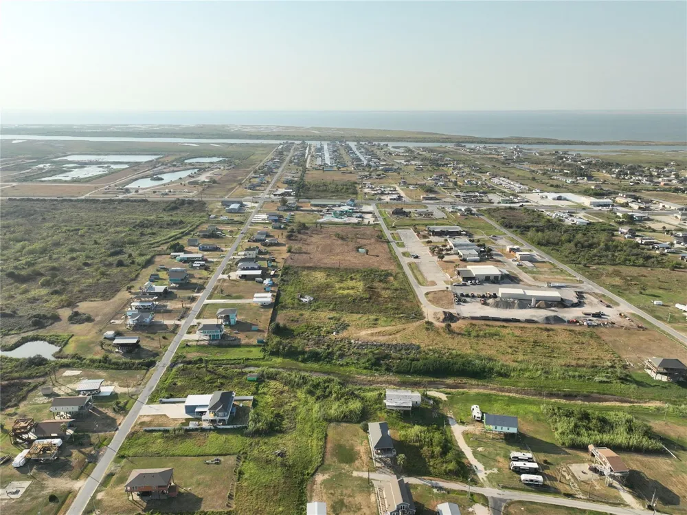 985 Noble Carl Drive Crystal Beach, TX 77650