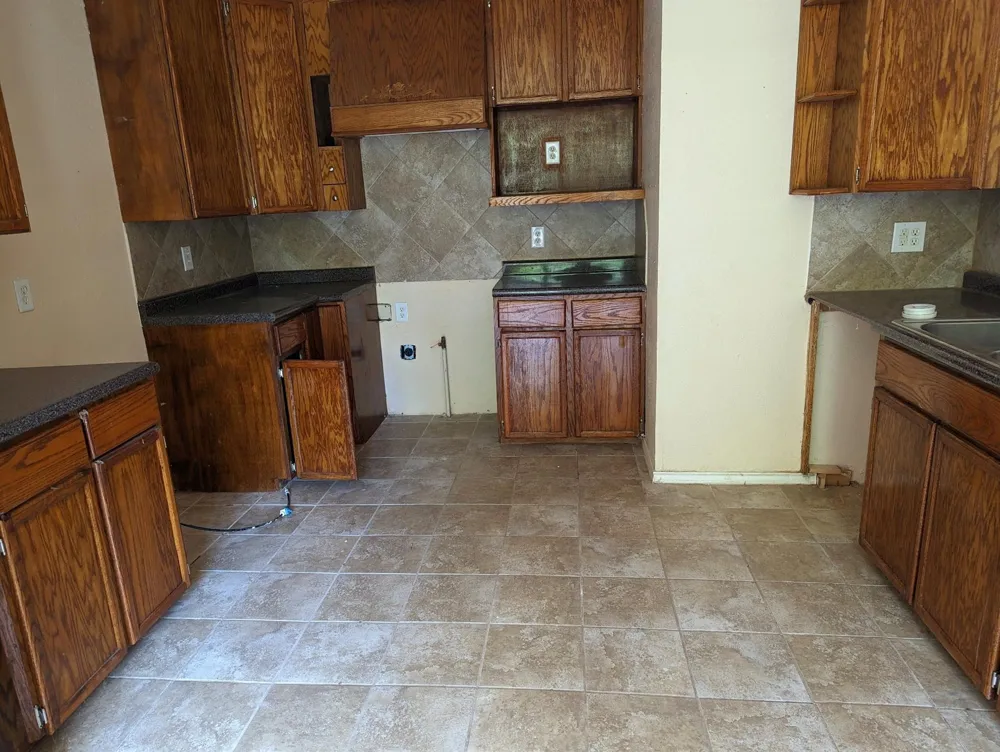 413 Speights Loop Road Hankamer, TX 77560