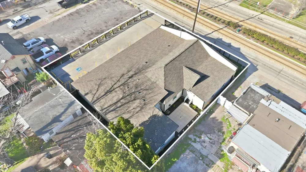 3911 Fulton Street Houston, TX 77009