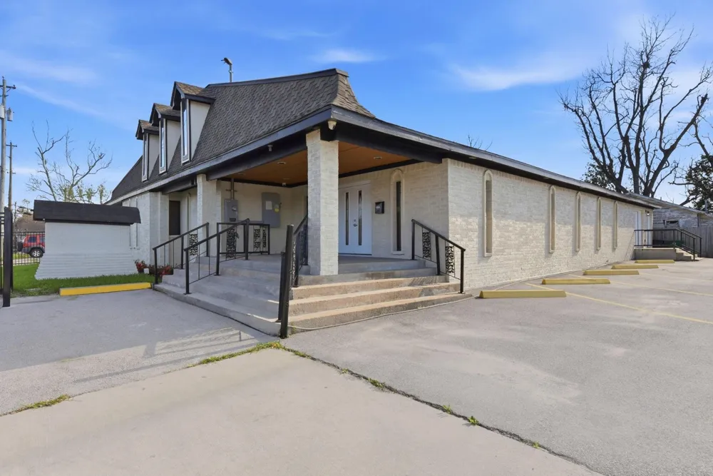 3911 Fulton Street Houston, TX 77009