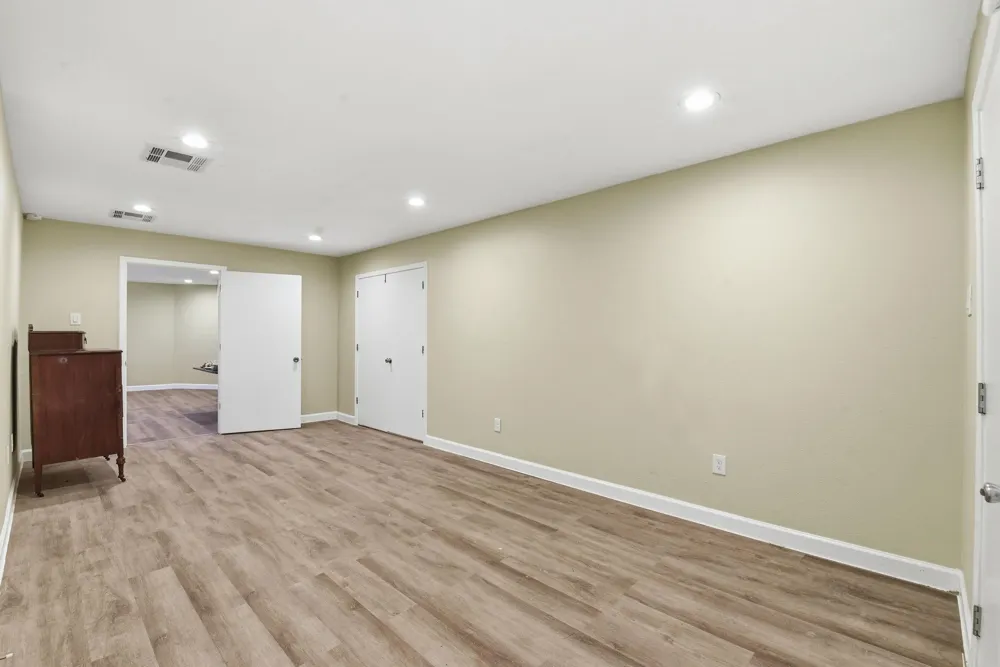 3911 Fulton Street Houston, TX 77009