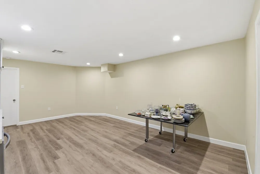 3911 Fulton Street Houston, TX 77009