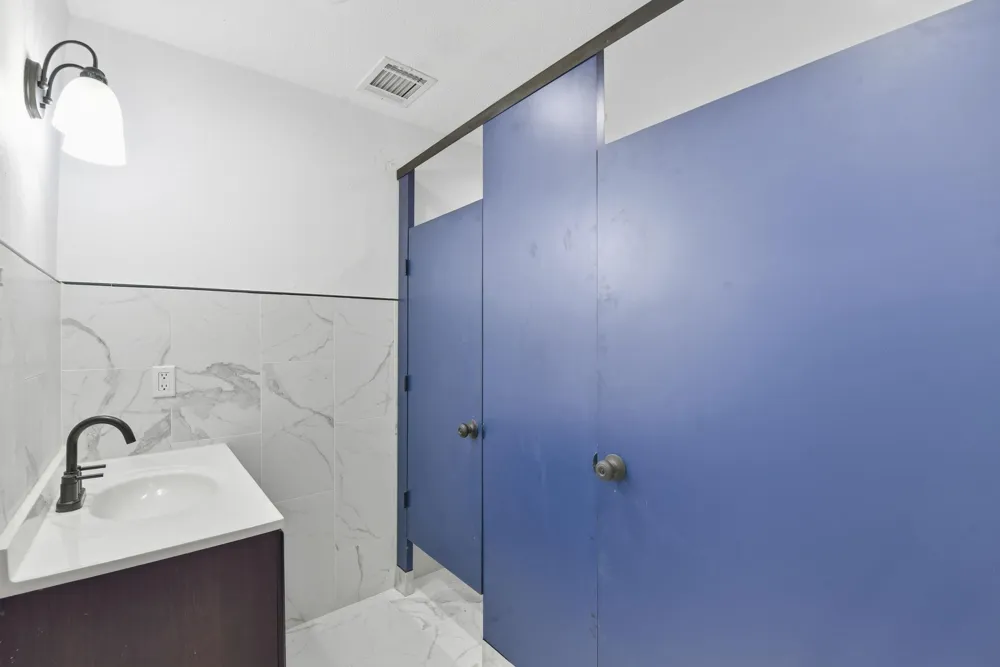 3911 Fulton Street Houston, TX 77009