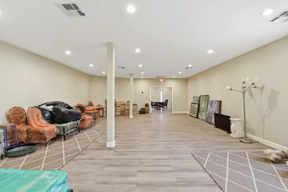 3911 Fulton Street Houston, TX 77009