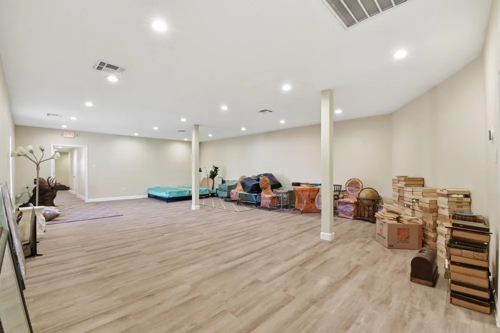 3911 Fulton Street Houston, TX 77009
