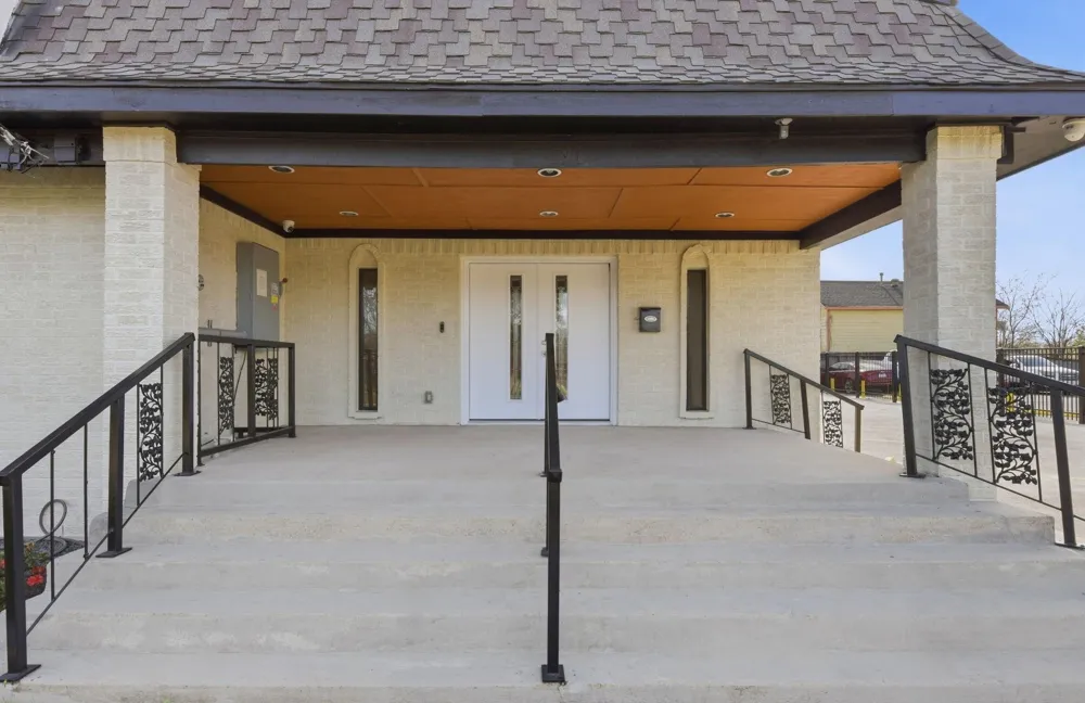 3911 Fulton Street Houston, TX 77009