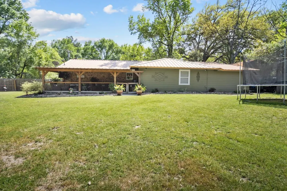 751 E Houston Street Lovelady, TX 75851