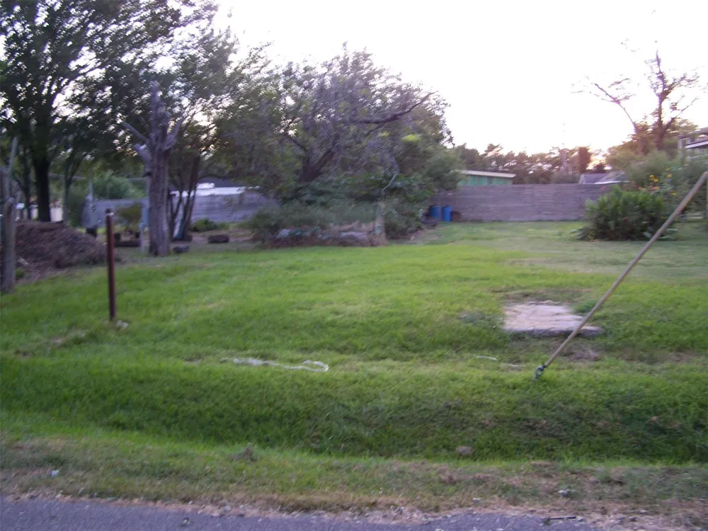 2403 Davis Street Houston, TX 77026