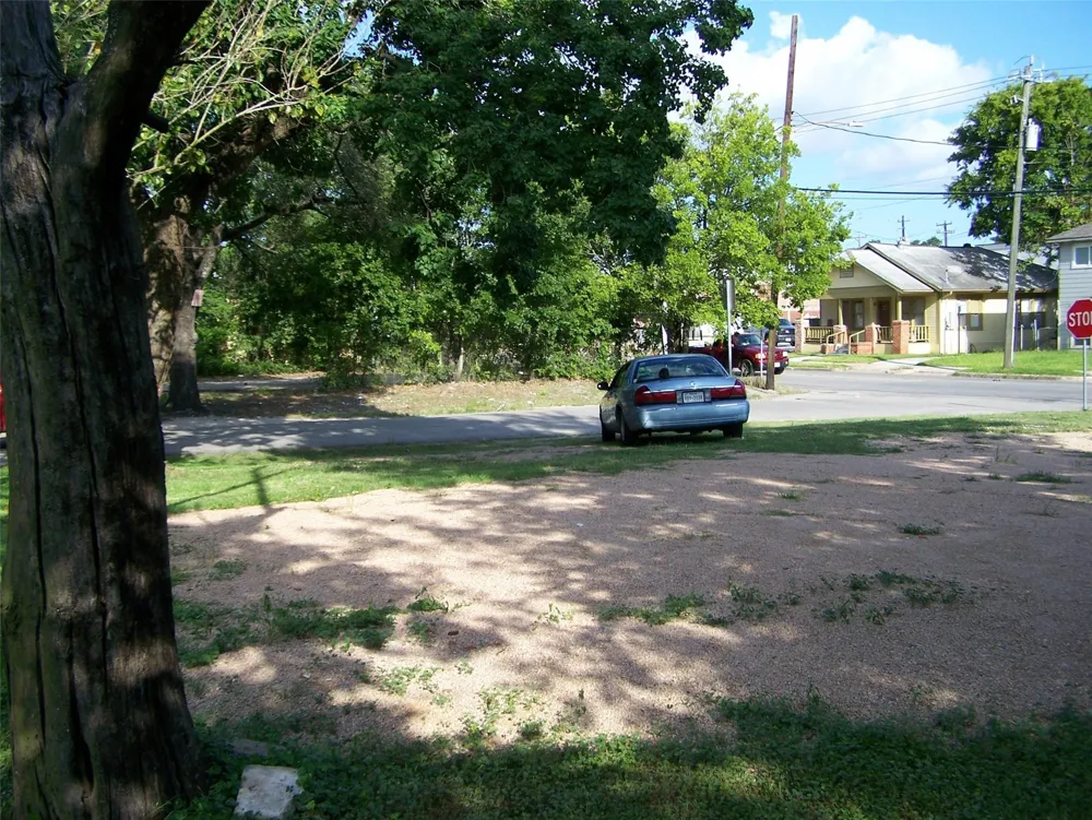 2625 Quitman Street Houston, TX 77026
