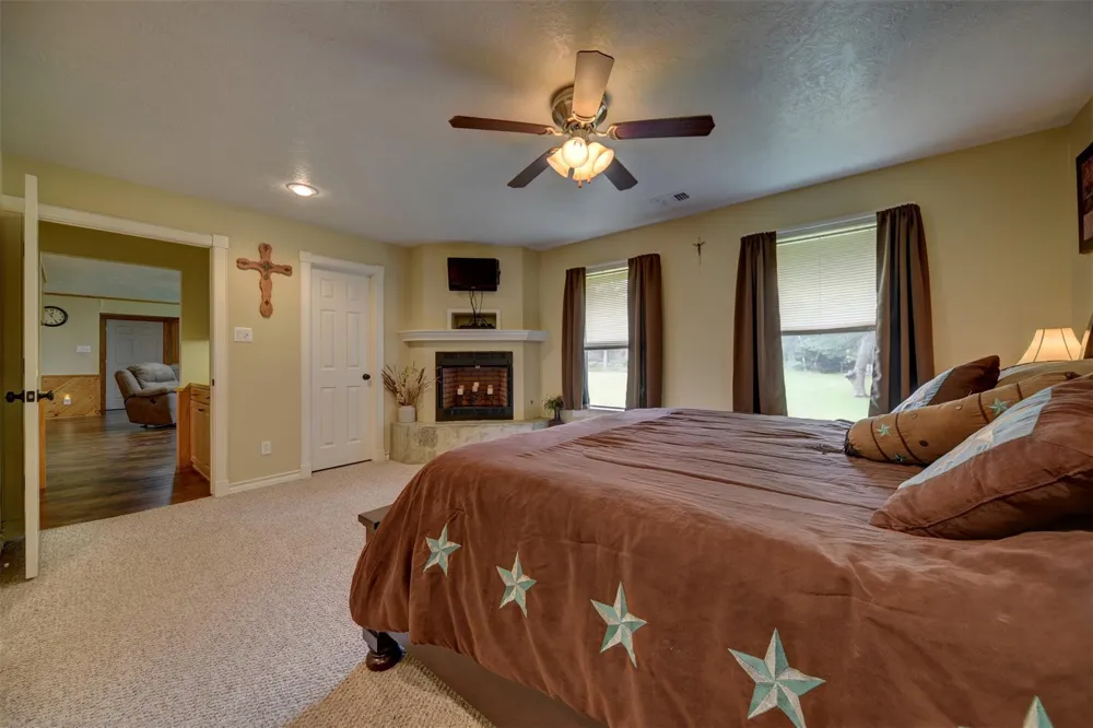 22305 Thistle Lane New Ulm, TX 78950
