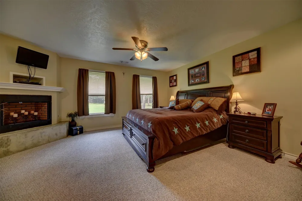 22305 Thistle Lane New Ulm, TX 78950