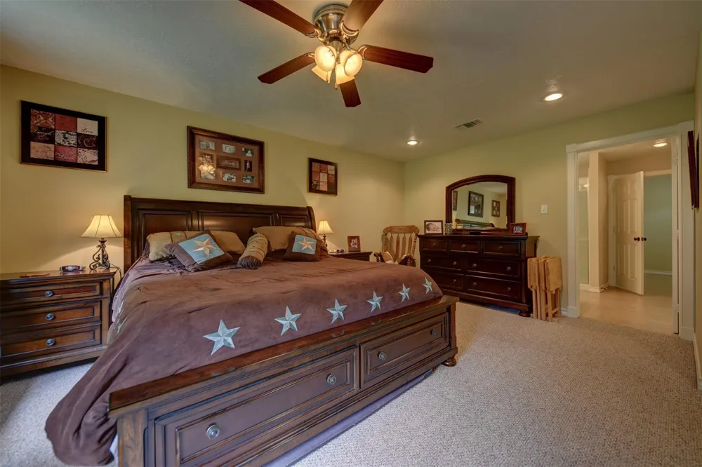 22305 Thistle Lane New Ulm, TX 78950