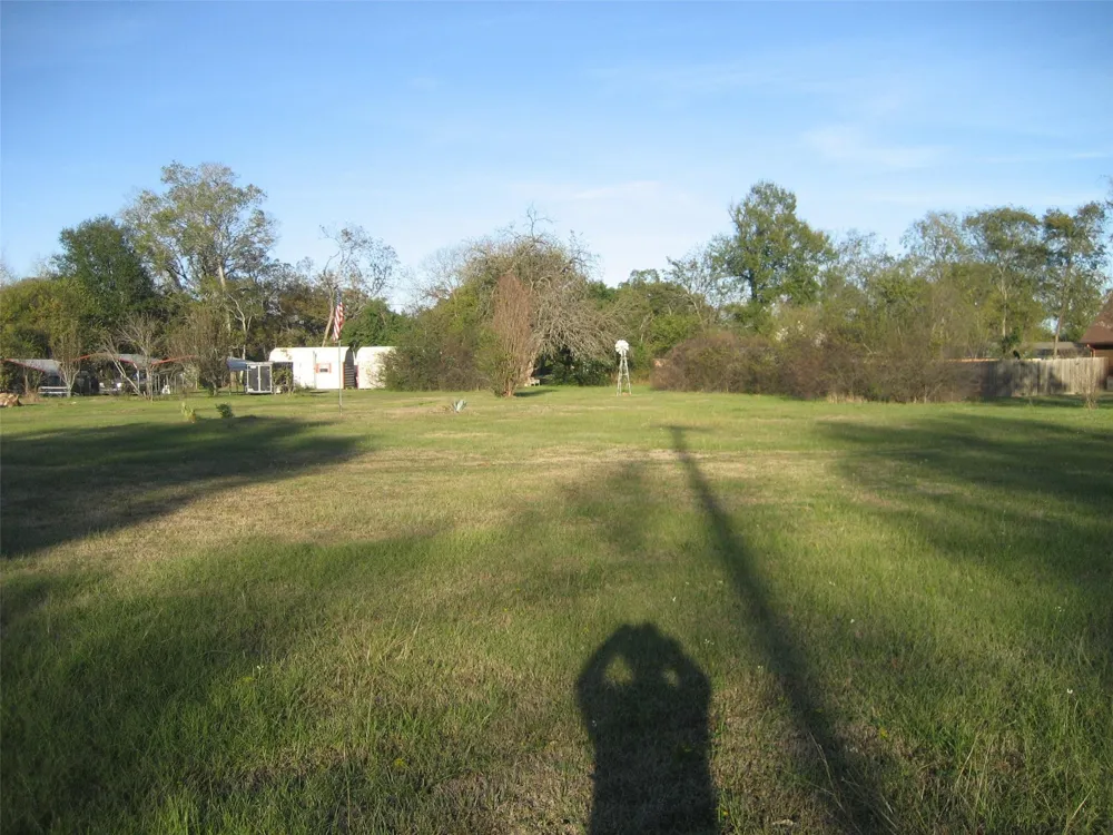 1216 E Goliad Avenue Crockett, TX 75835