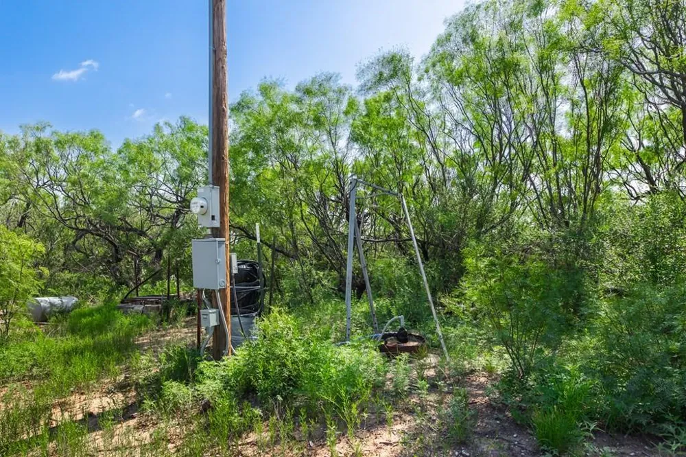 88291 Suaa Rd Well Lohn, TX 76852