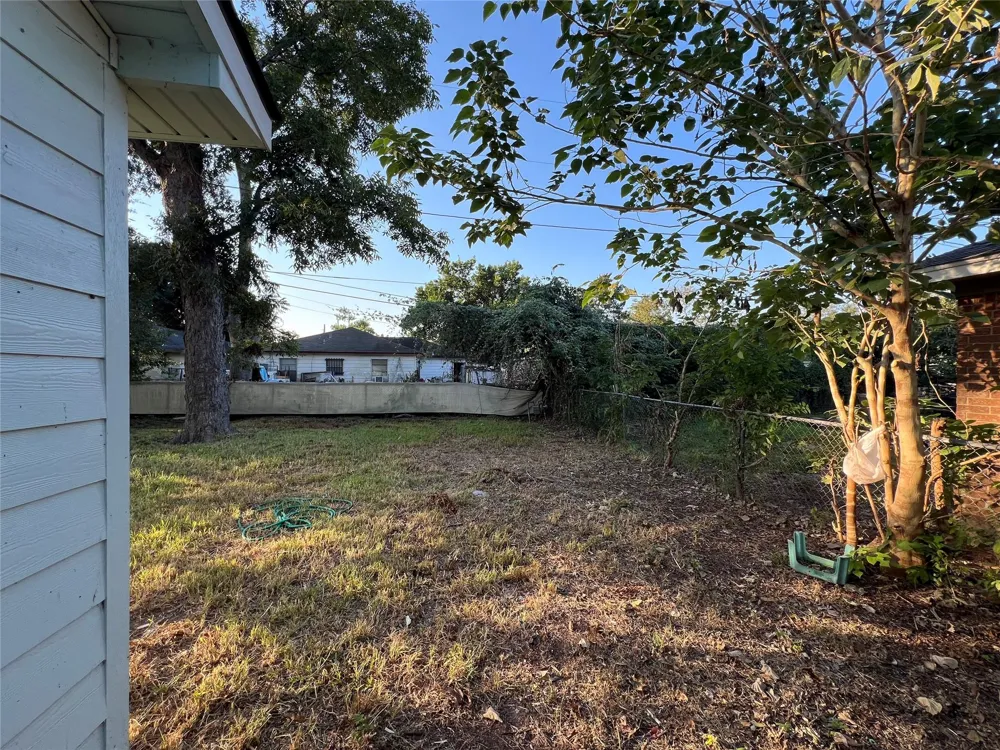 106 Avenue G Sugar Land, TX 77498