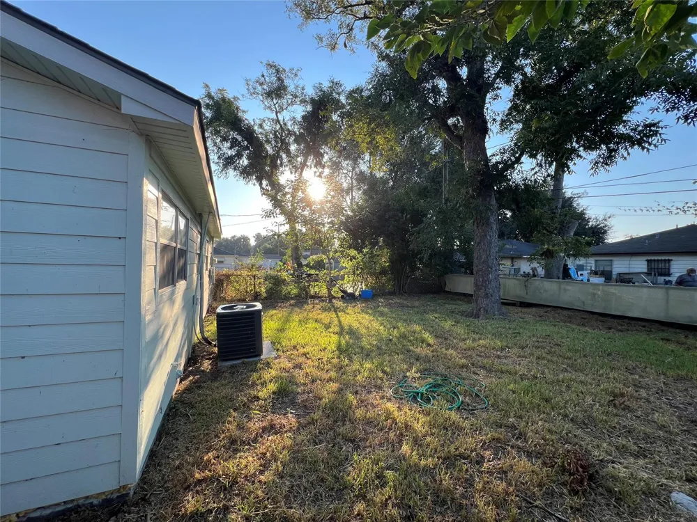 106 Avenue G Sugar Land, TX 77498