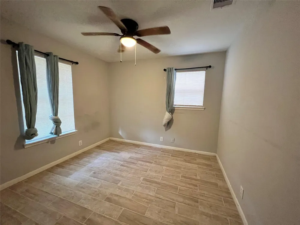 106 Avenue G Sugar Land, TX 77498