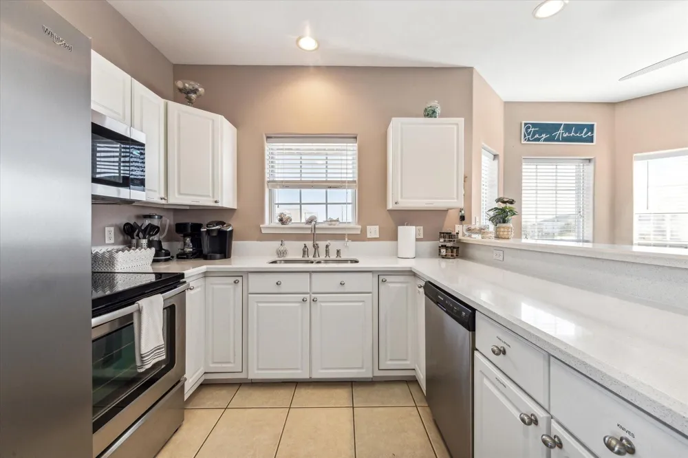 23013 Camino Street Galveston, TX 77554