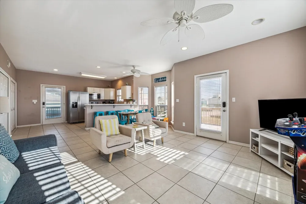 23013 Camino Street Galveston, TX 77554