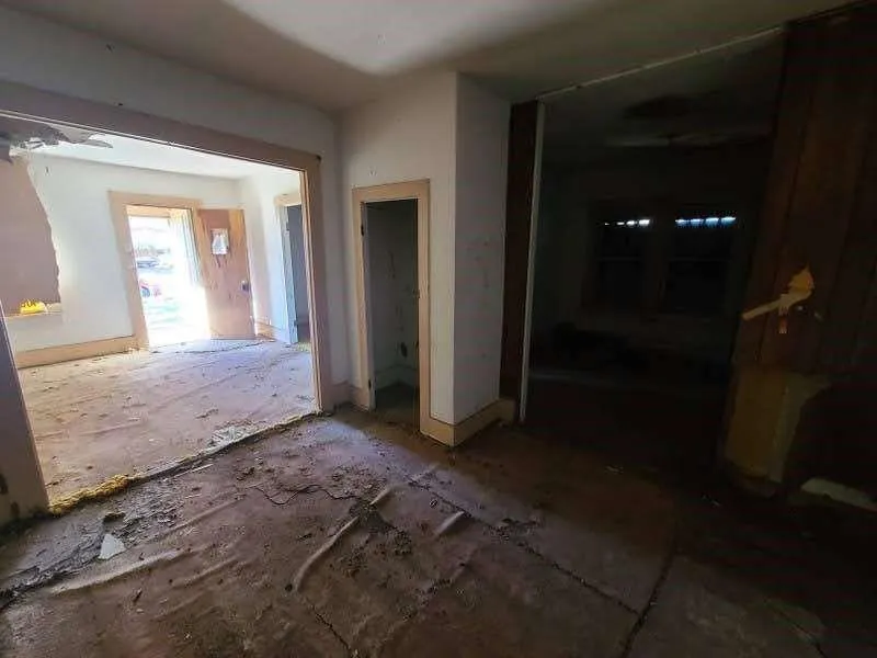 309 E Wharton Avenue Electra, TX 76360