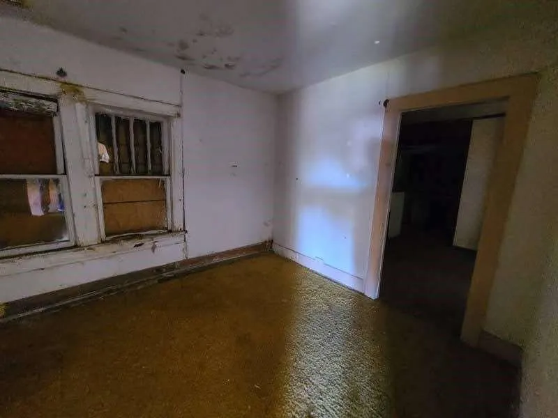 309 E Wharton Avenue Electra, TX 76360