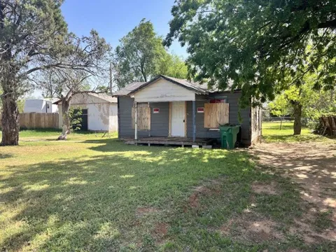 2517 Bowie Street