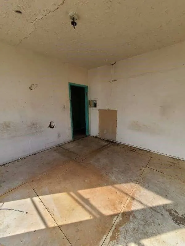 306 E Ida Avenue Electra, TX 76360