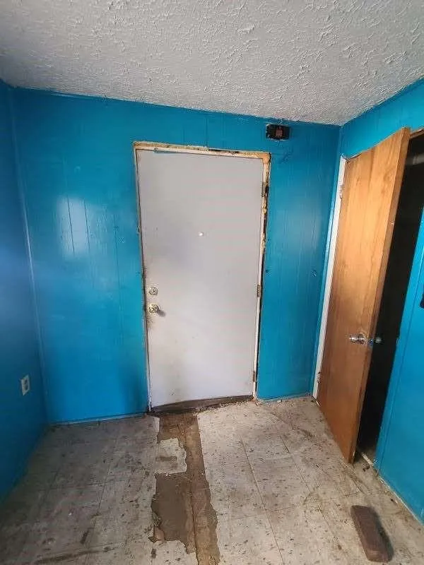 306 E Ida Avenue Electra, TX 76360