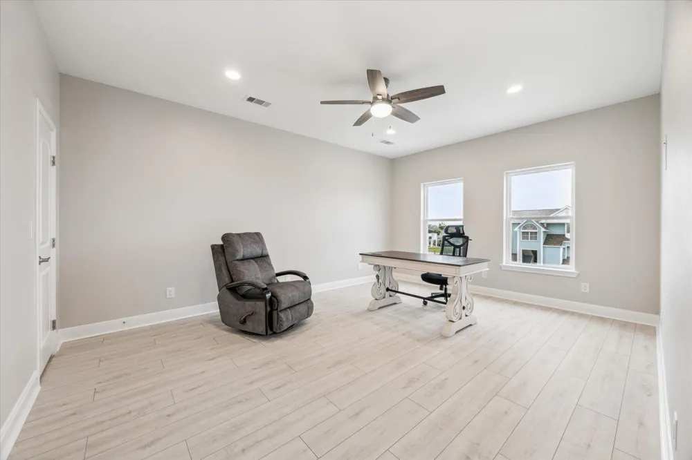 230 Bora Bora Drive Tiki Island, TX 77554