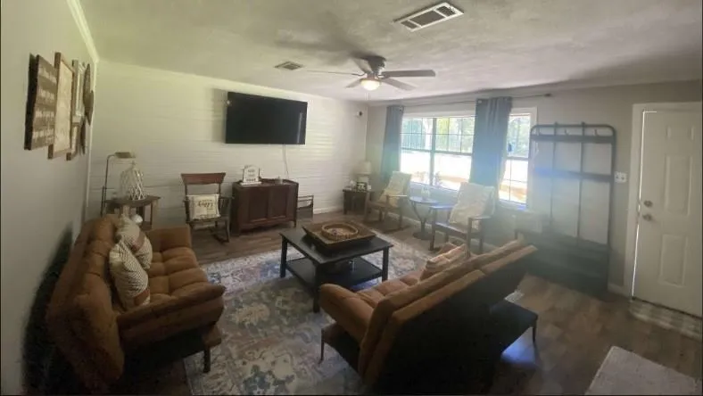 9743 Westbend Orange, TX 77632