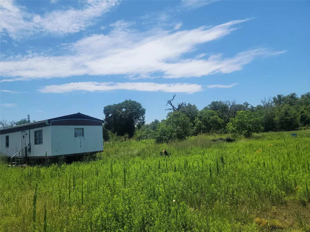 323 Summit Road Eagle Lake, TX 77434