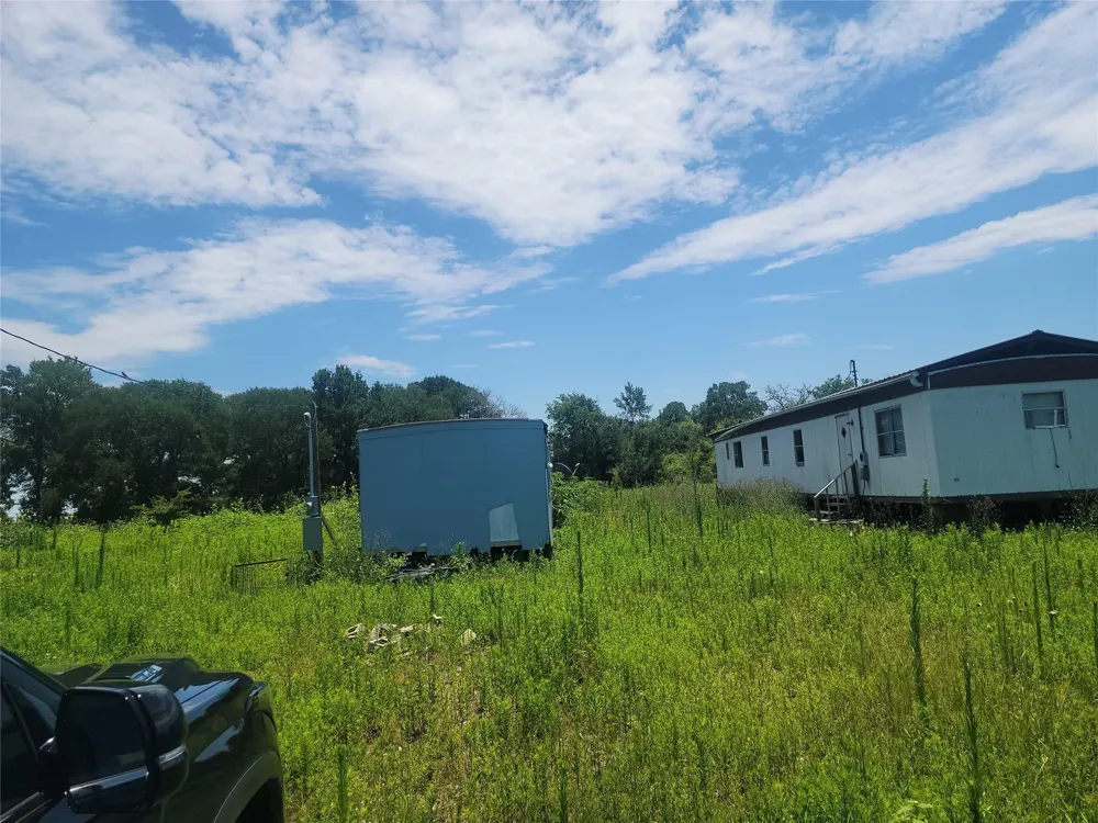 323 Summit Road Eagle Lake, TX 77434