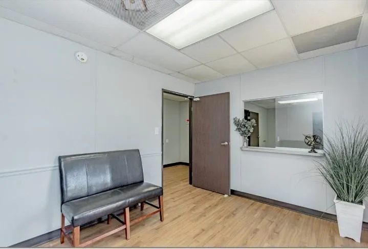 3373 E Highway 6 Alvin, TX 77511