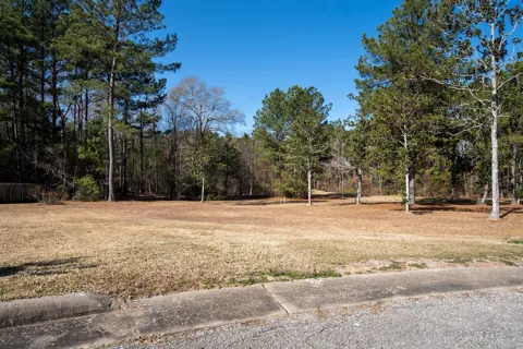 106 Brookdale Circle
