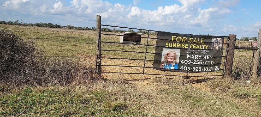 11700 Fm 2004 Alvin, TX 77510