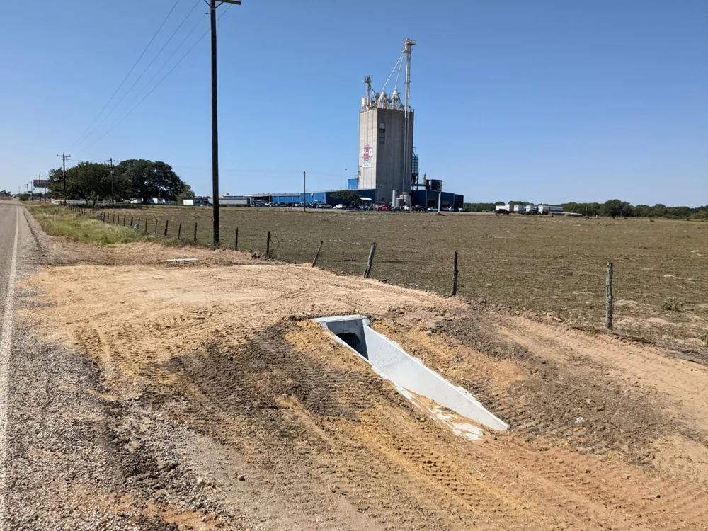 I10 Frontage Rd Road Weimar, TX 78962