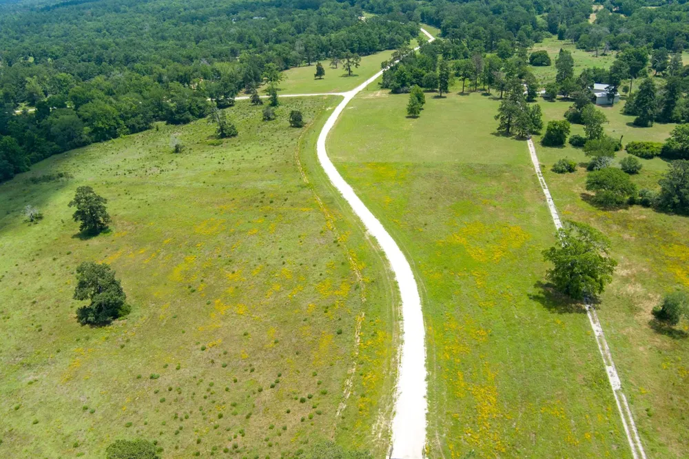 6837 Private Road 1280 Centerville, TX 75833