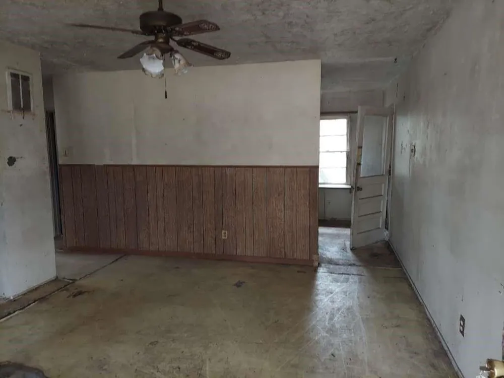 406 Jenkins Street Daingerfield, TX 75638