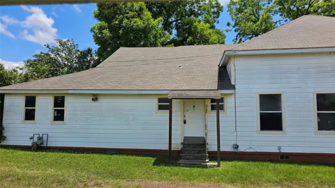 716 E Main Street