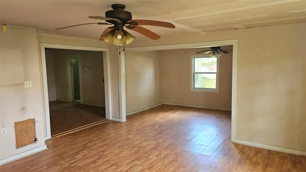 716 E Main Street Nacogdoches, TX 75961