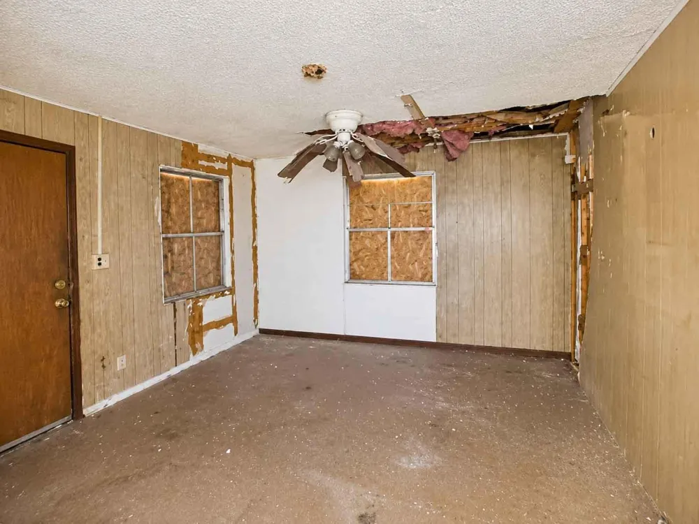 111 Mcmillan Avenue Kirbyville, TX 75956
