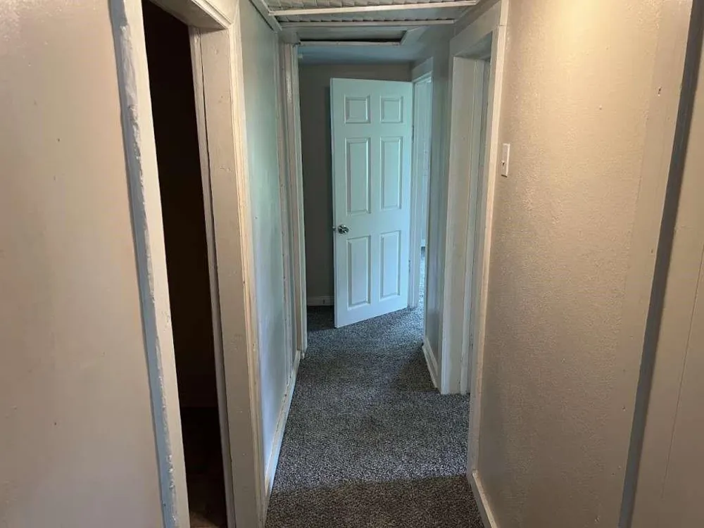 1414 Avenue K Danbury, TX 77534