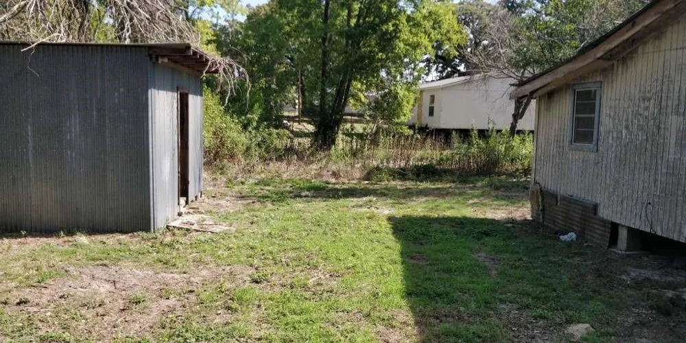 616 Post Oak Street Grapeland, TX 75844