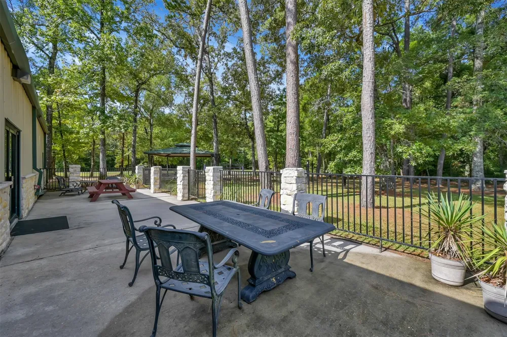 18993 Ferne Drive Porter, TX 77365