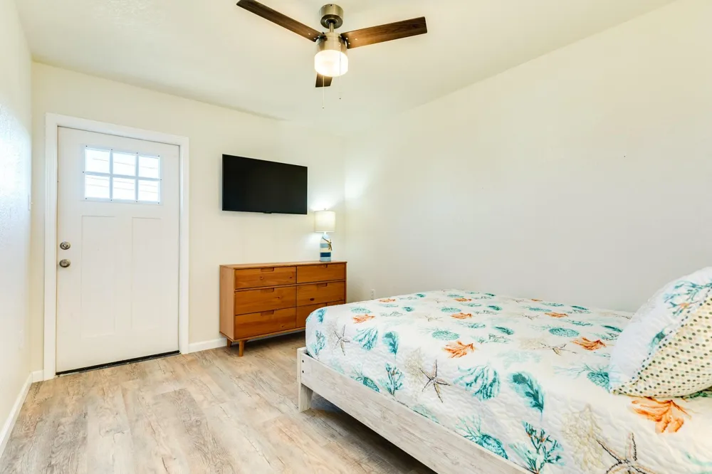917 Blue Water Hwy Surfside Beach, TX 77541