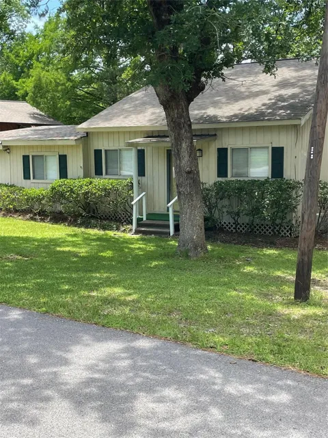 29 Thomas Lake Road