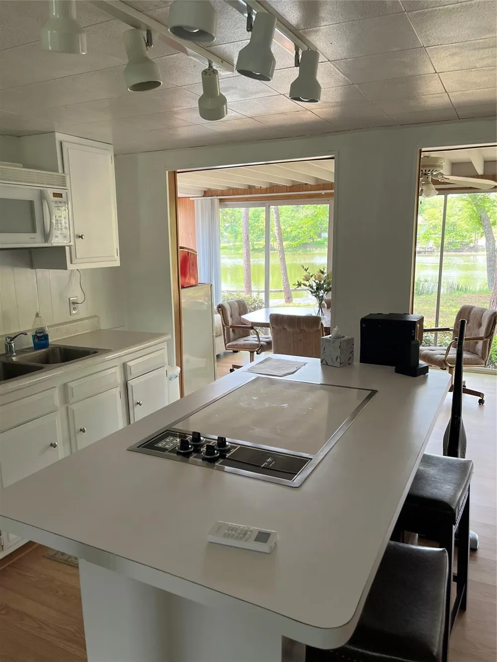 29 Thomas Lake Road Riverside, TX 77367
